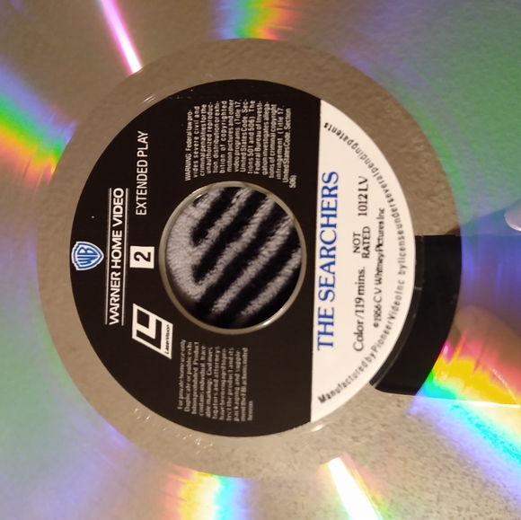 John Wayne movie, "The Searches",  on Vintage Laser Disc. HTF.   Disc inint cond - Picture 6 of 9